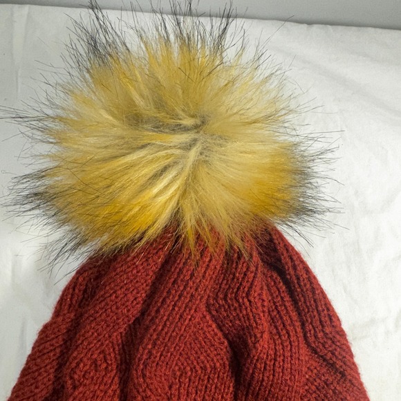 New Era Women's Floridat State University Red Beanie Stocking Cap Pom Hat - Picture 8 of 11